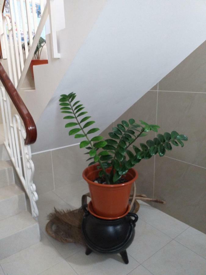 Maderalzinho Apartment Mindelo Exterior photo